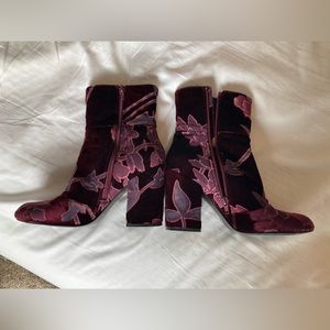 Steve Madden: Goldie maroon and purple suede zip up boot.